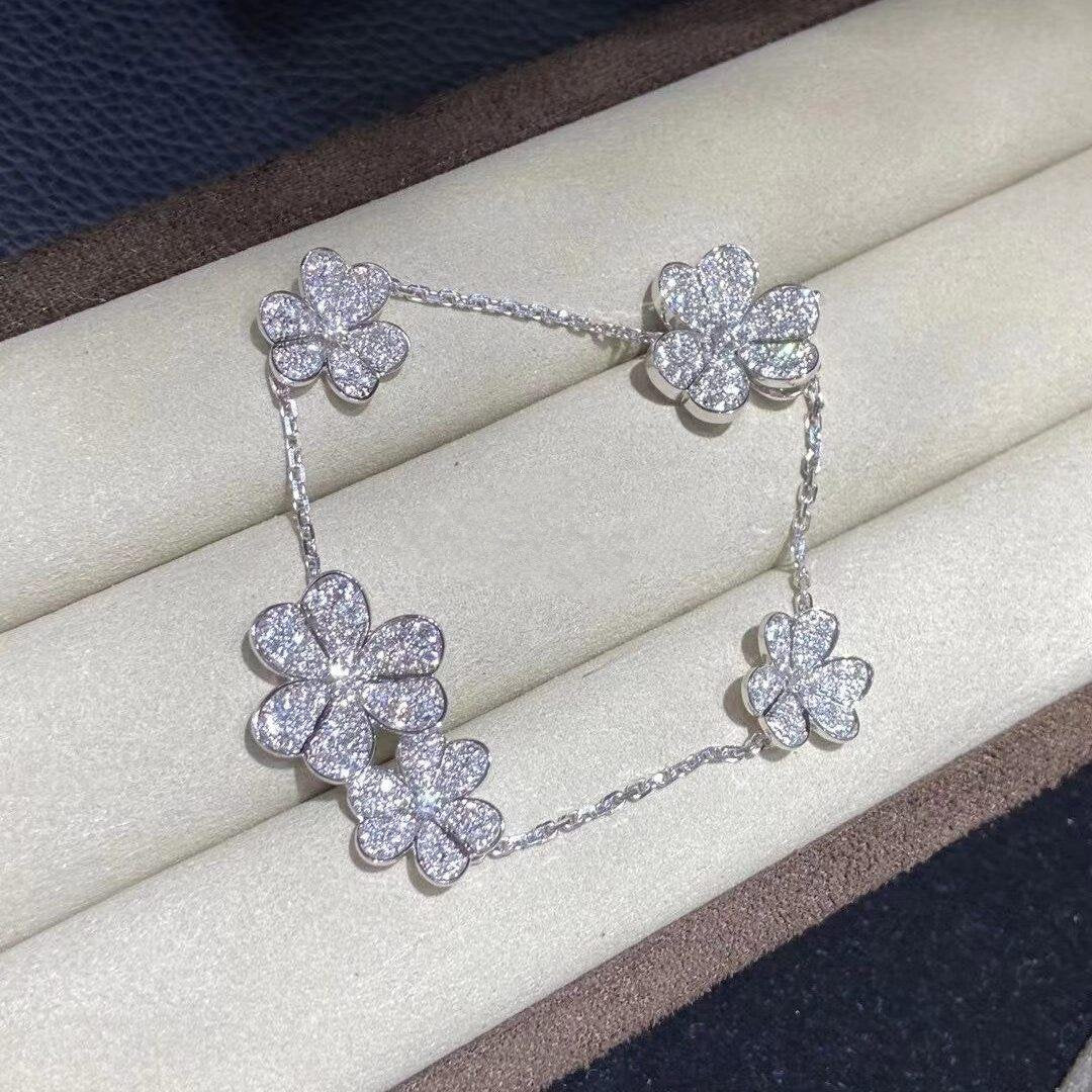 [Plus&Max]FRIVOLE SILVER 5 FLOWERS BRACELET