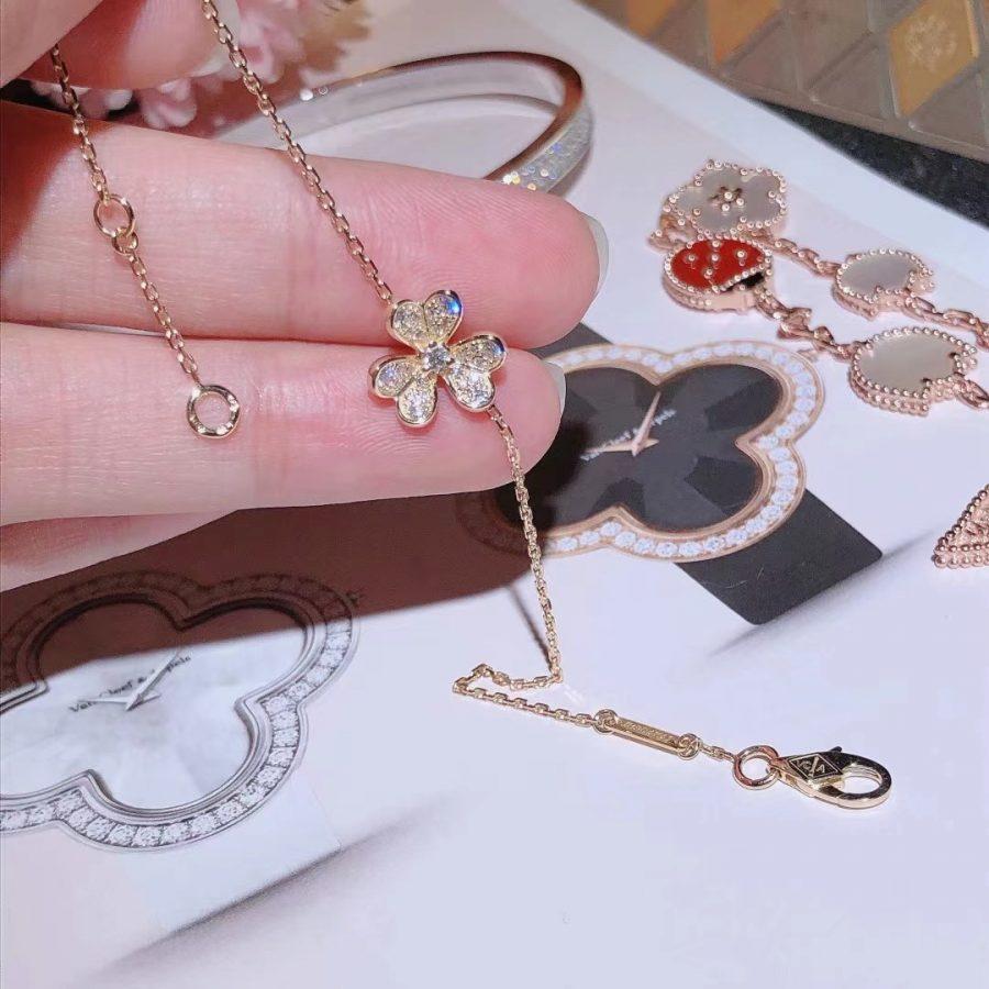 [Plus&Max]FRIVOLE GOLD FLOWER DIAMOND BRACELET