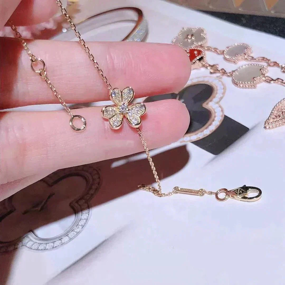 [Plus&Max]FRIVOLE GOLD FLOWER DIAMOND BRACELET