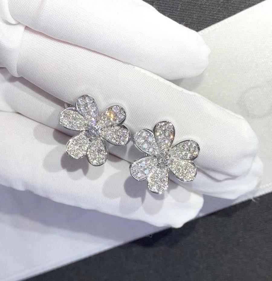 [Plus&Max]FRIVOLE SILVER FLOWER DIAMOND EARRINGS