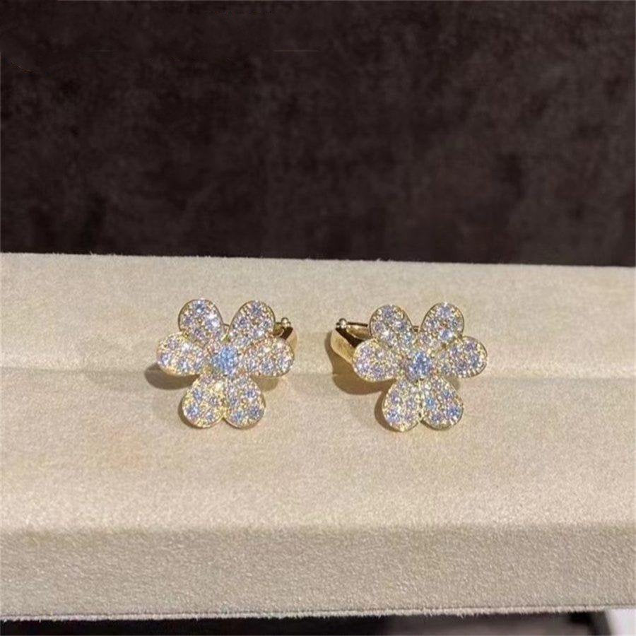 [Plus&Max]FRIVOLE GOLD FLOWER DIAMOND EARRINGS