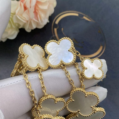 [Plus&Max]CLOVER EARRINGS WHITE MOP 4 MOTIFS GOLD