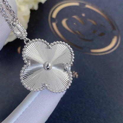 [Plus&Max]CLOVER 25MM SILVER BIG CLOVER NECKLACE