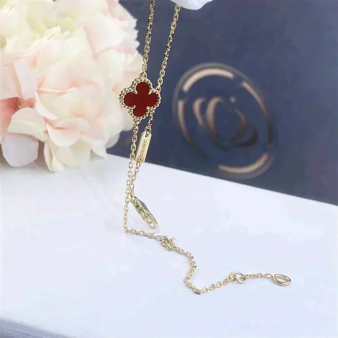 [Plus&Max]CLOVER  CARNELIAN SINGLE FLOWER BRACELET
