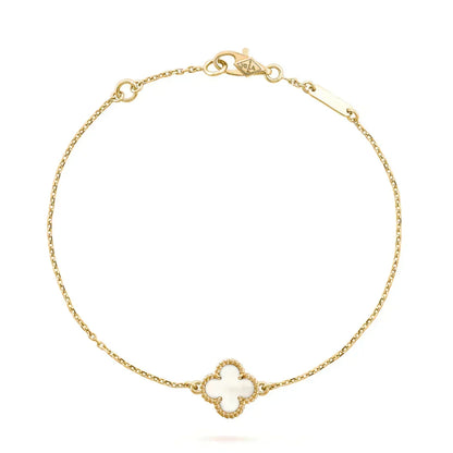 [Plus&Max]CLOVER WHITE MOP SINGLE FLOWER BRACELET