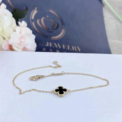[Plus&Max]CLOVER ONYX SINGLE FLOWER BRACELET