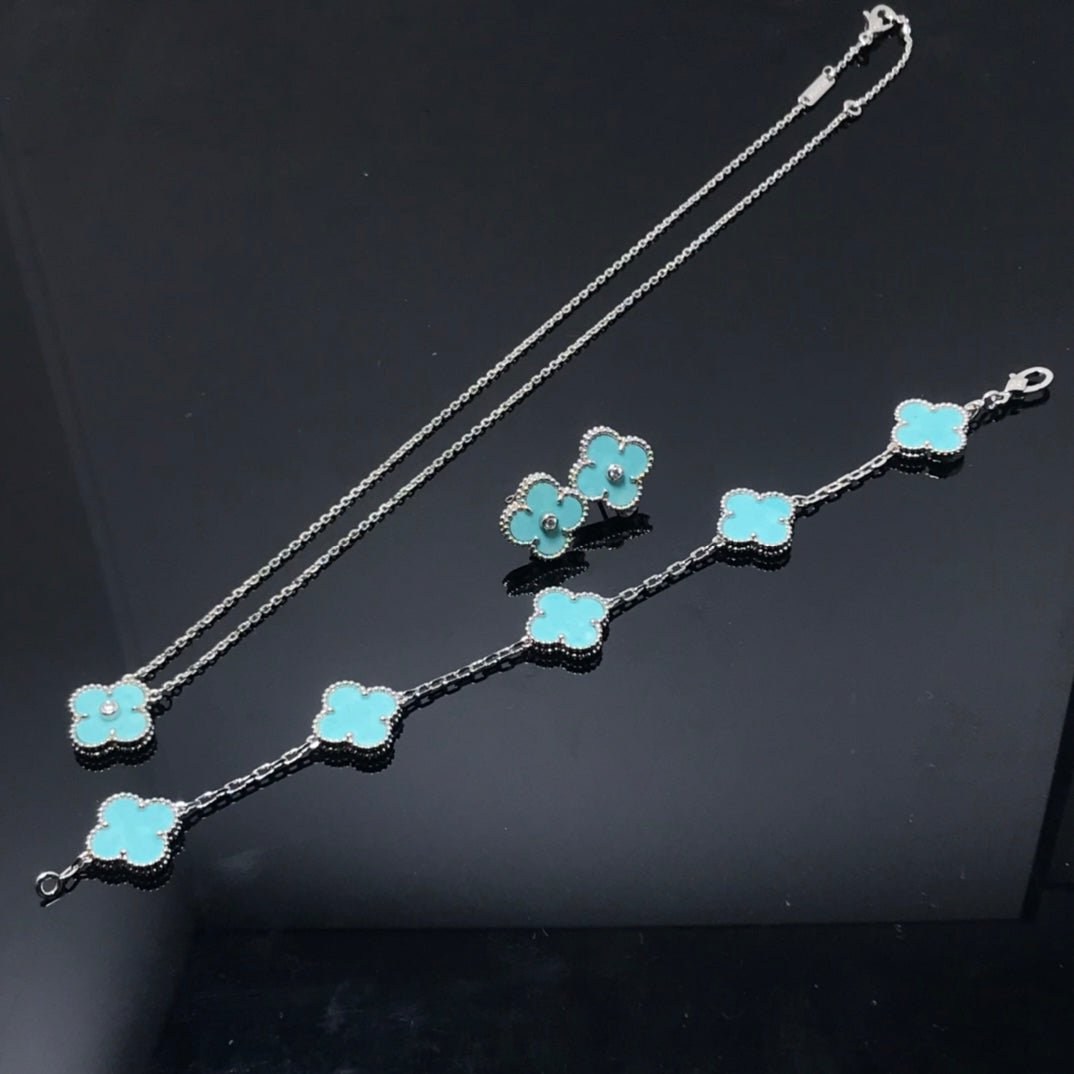 [Plus&Max]CLOVER 1 DIAMOND BLUE SKY SILVER EARRINGS