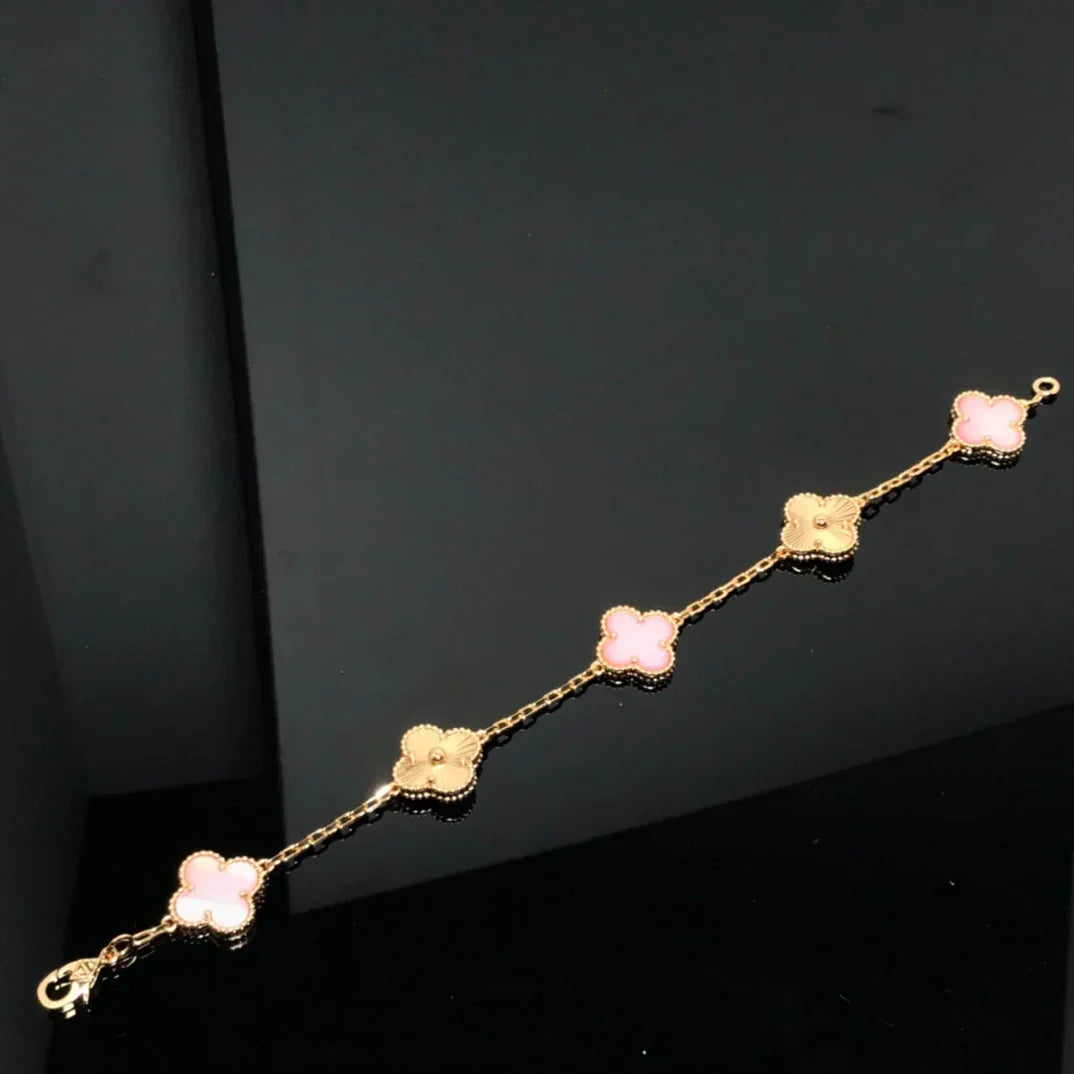 [Plus&Max]LUCKY CLOVER 5-MOTIF BRACELET - PINK MOTHER-OF-PEARL COLLECTION