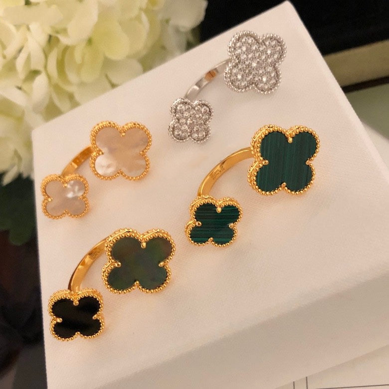[Plus&Max]CLOVER BETWEEN THE FINGER RING