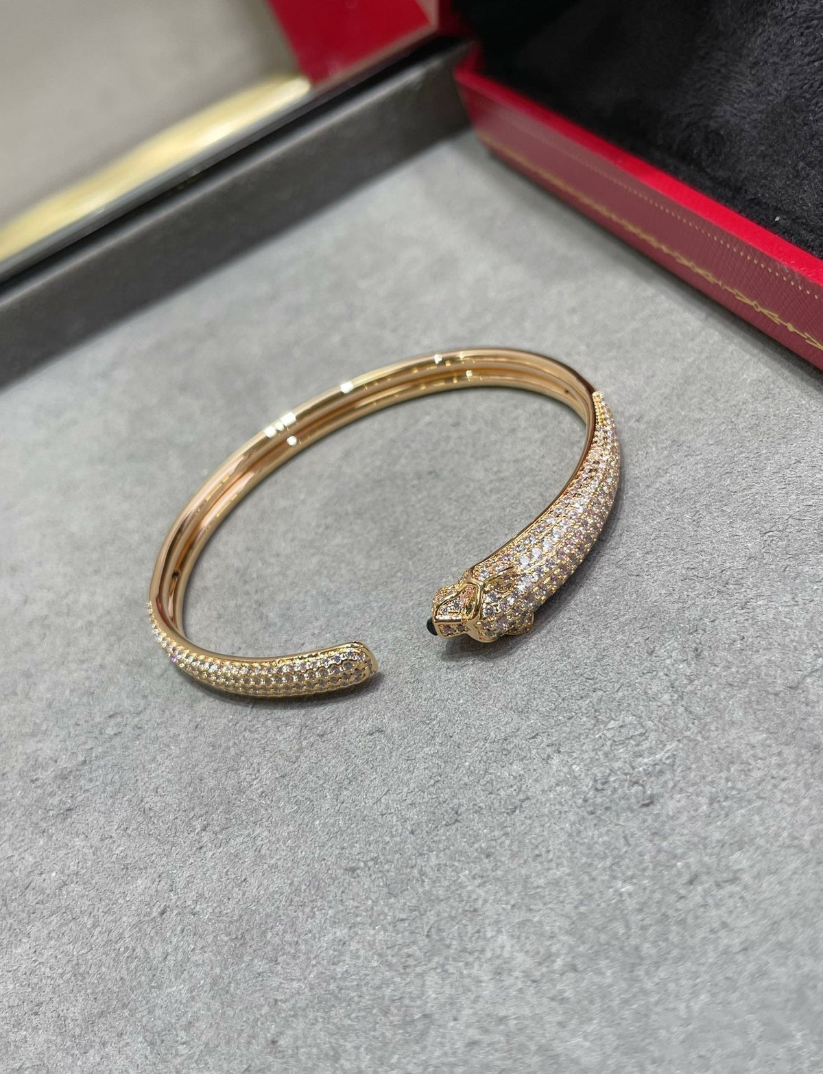 [Plus&Max]PANTHERE FULL DIAMOND OPEN BRACELET