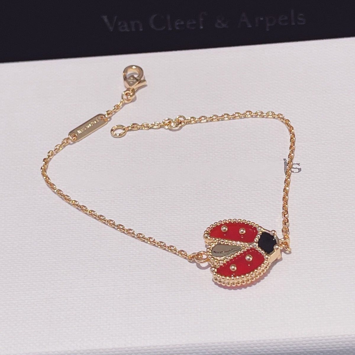 [Plus&Max]LUCKY SPRING 1 MOTIF PINK GOLD BRACELET