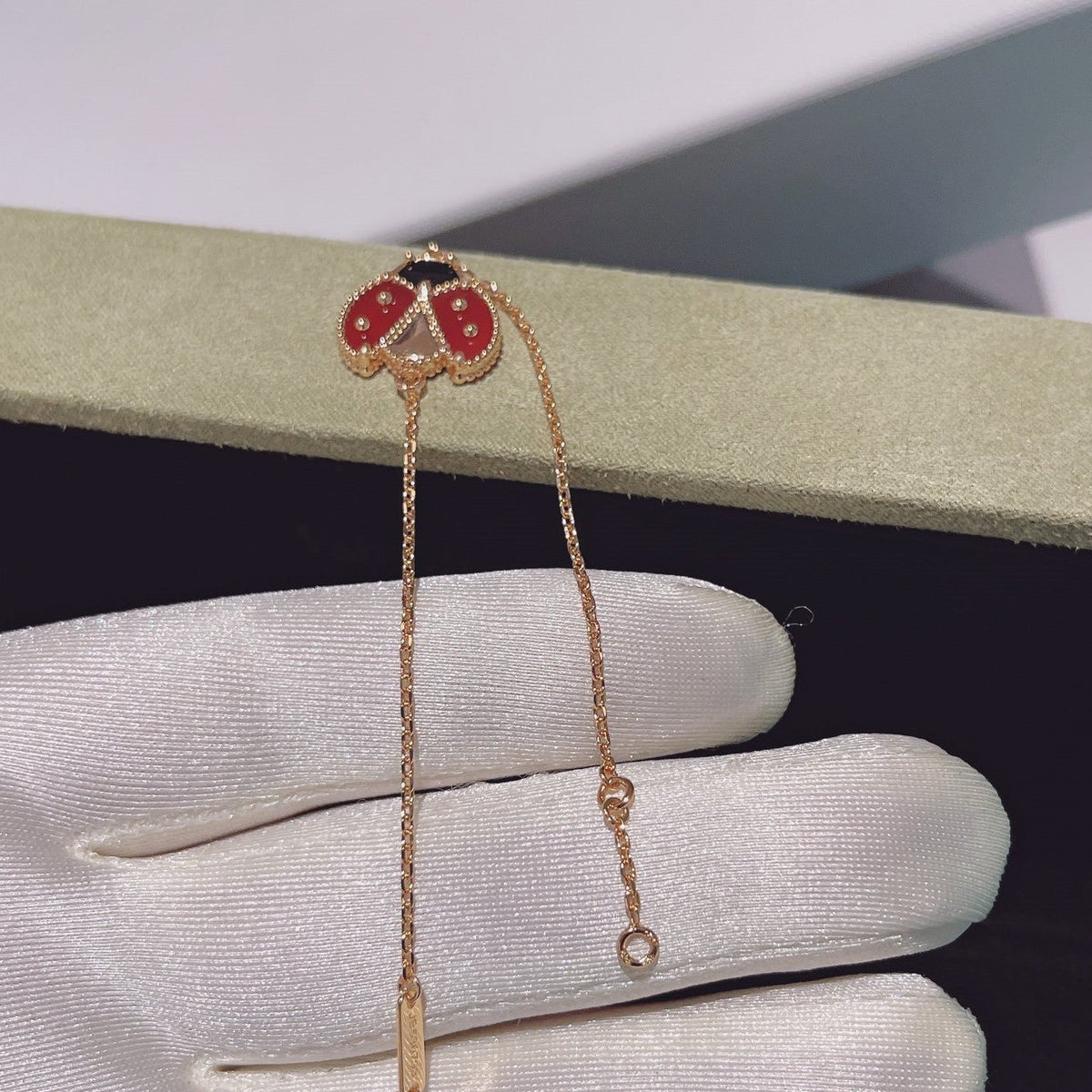[Plus&Max]LUCKY SPRING 1 MOTIF PINK GOLD BRACELET